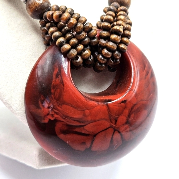 VINTAGE Multi-Strand Wood and Plastic Beaded Statement Necklace Boho Bohemian - Picture 3 of 8